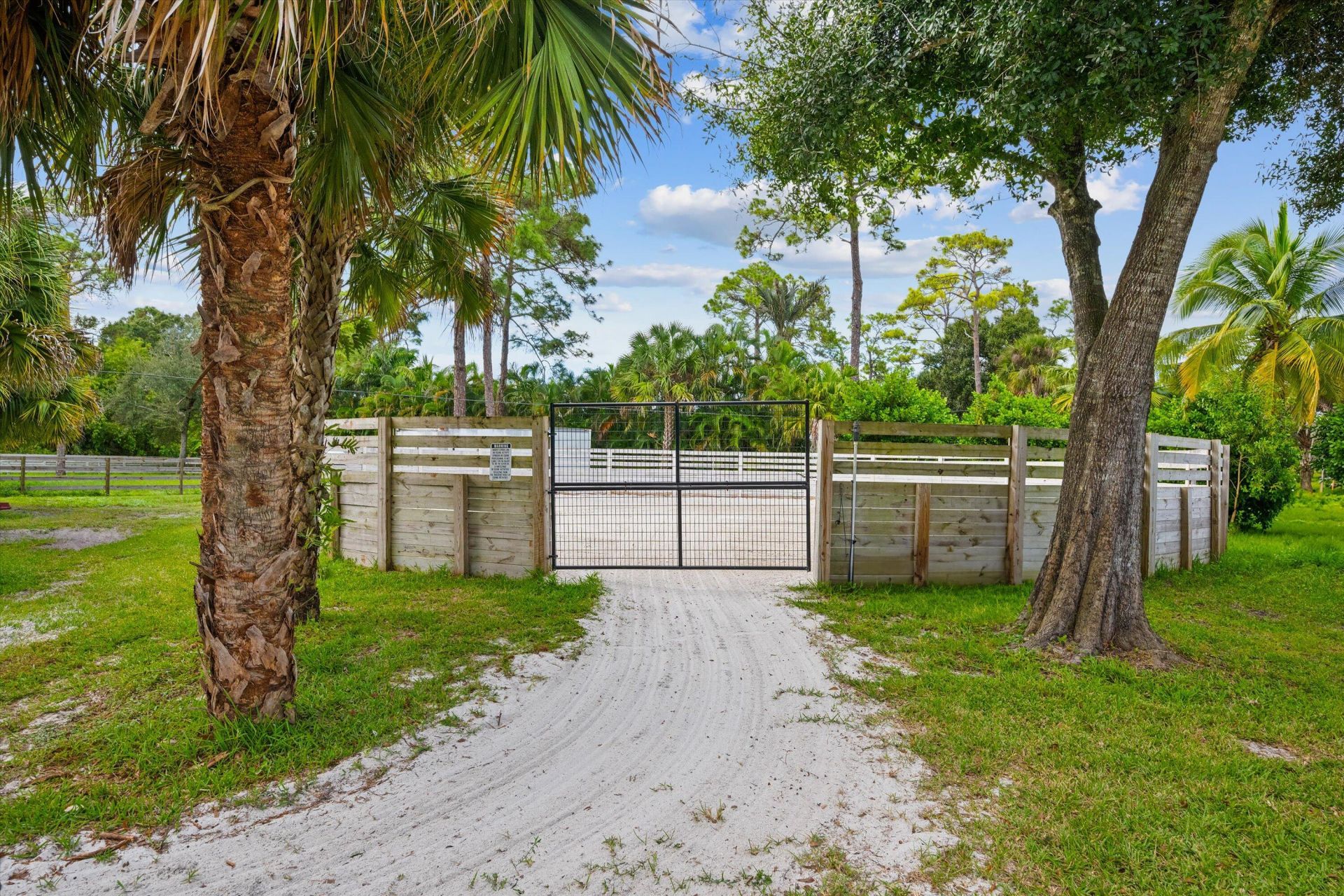3509 C Road, Loxahatchee Groves, FL 33470 Photo