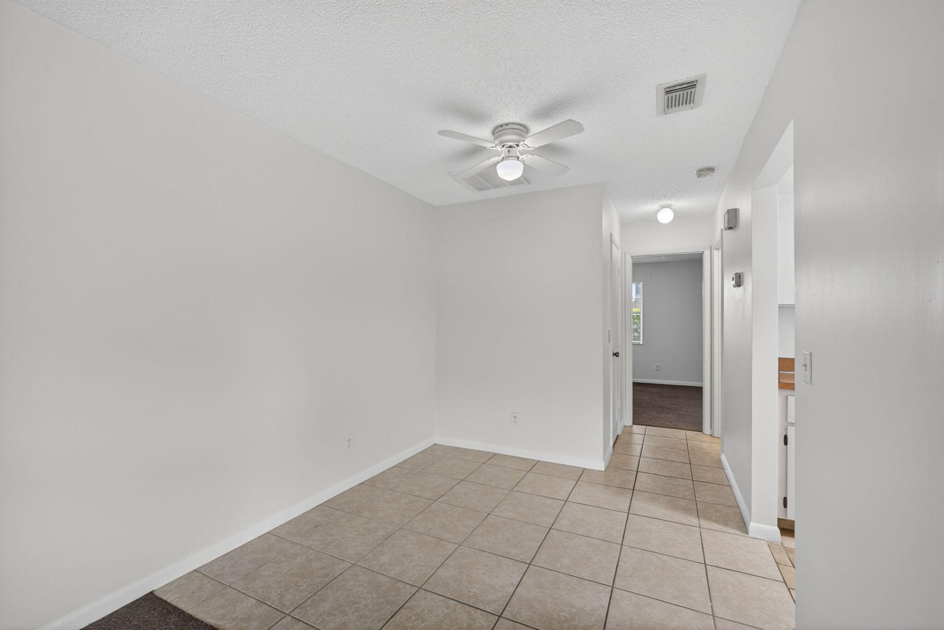 8585 Church St Se, Unit 2, Hobe Sound, FL 33455 Photo