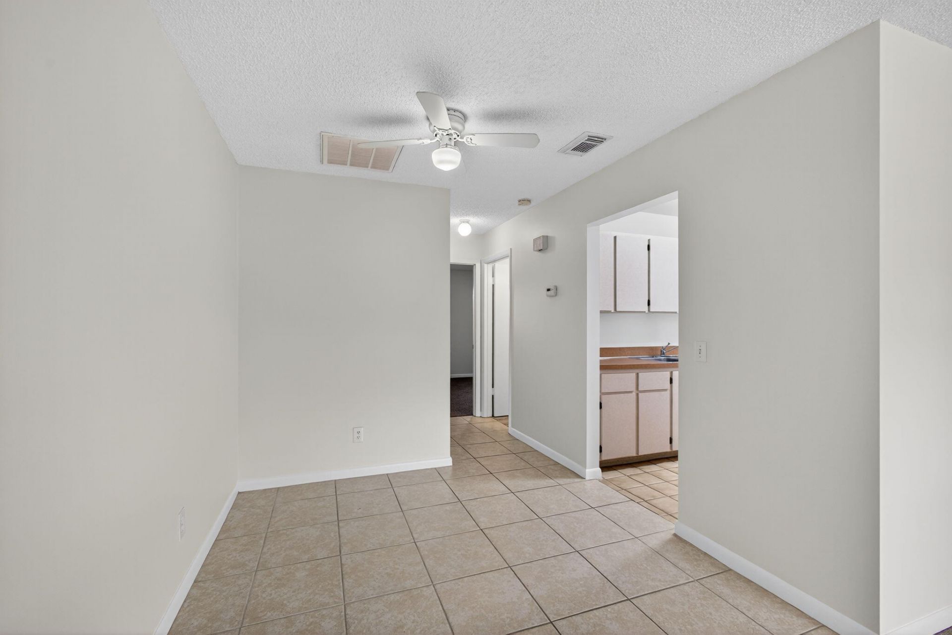 8585 Church St Se, Unit 2, Hobe Sound, FL 33455 Photo