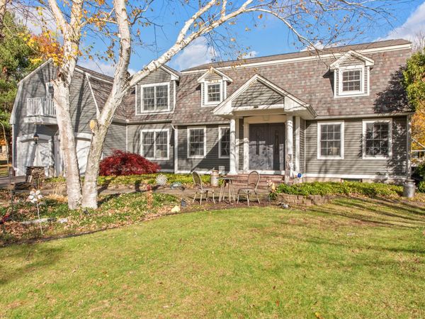 5 Race Track, Middlefield, CT 06455