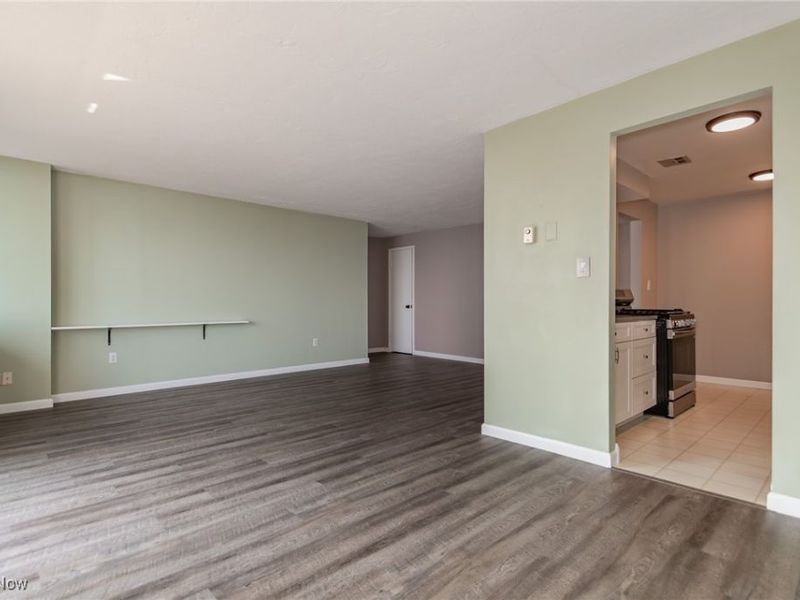 12900 Lake Avenue, Unit 1208, Lakewood, OH 44107 Photo 16