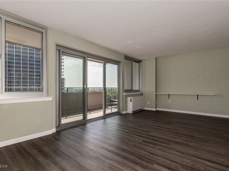 12900 Lake Avenue, Unit 1208, Lakewood, OH 44107 Photo 17