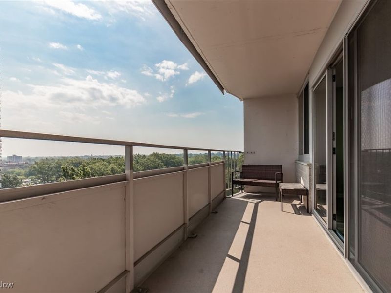 12900 Lake Avenue, Unit 1208, Lakewood, OH 44107 Photo 26