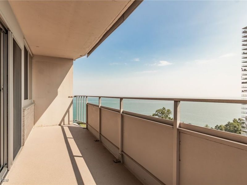 12900 Lake Avenue, Unit 1208, Lakewood, OH 44107 Photo 27