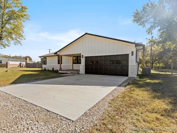 2021 archdale Drive, Broken Arrow, OK 74014