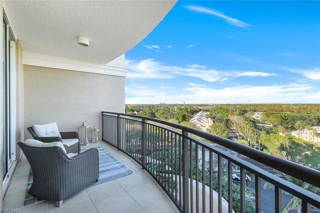 455 Cove Tower Dr, Unit 801, Naples, FL 34110 Photo
