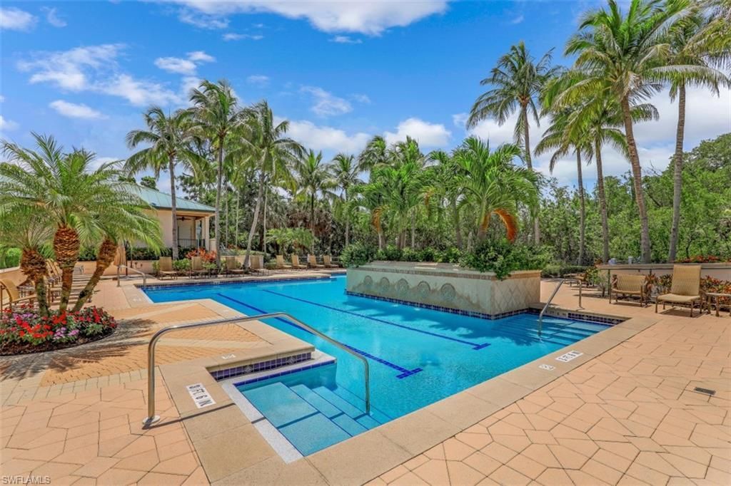 455 Cove Tower Dr, Unit 801, Naples, FL 34110 Photo