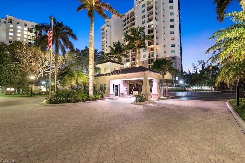 455 Cove Tower Dr, Unit 801, Naples, FL 34110 Photo