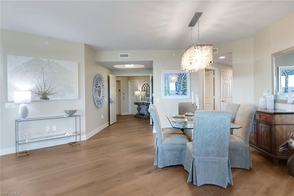 455 Cove Tower Dr, Unit 801, Naples, FL 34110 Photo