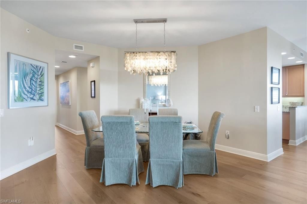 455 Cove Tower Dr, Unit 801, Naples, FL 34110 Photo