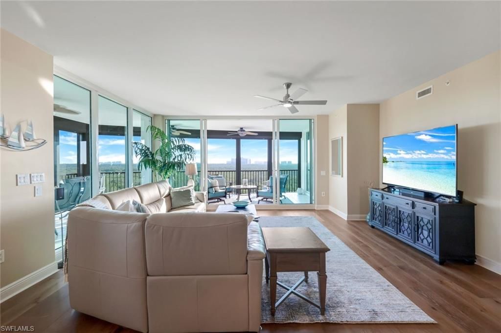 455 Cove Tower Dr, Unit 801, Naples, FL 34110 Photo