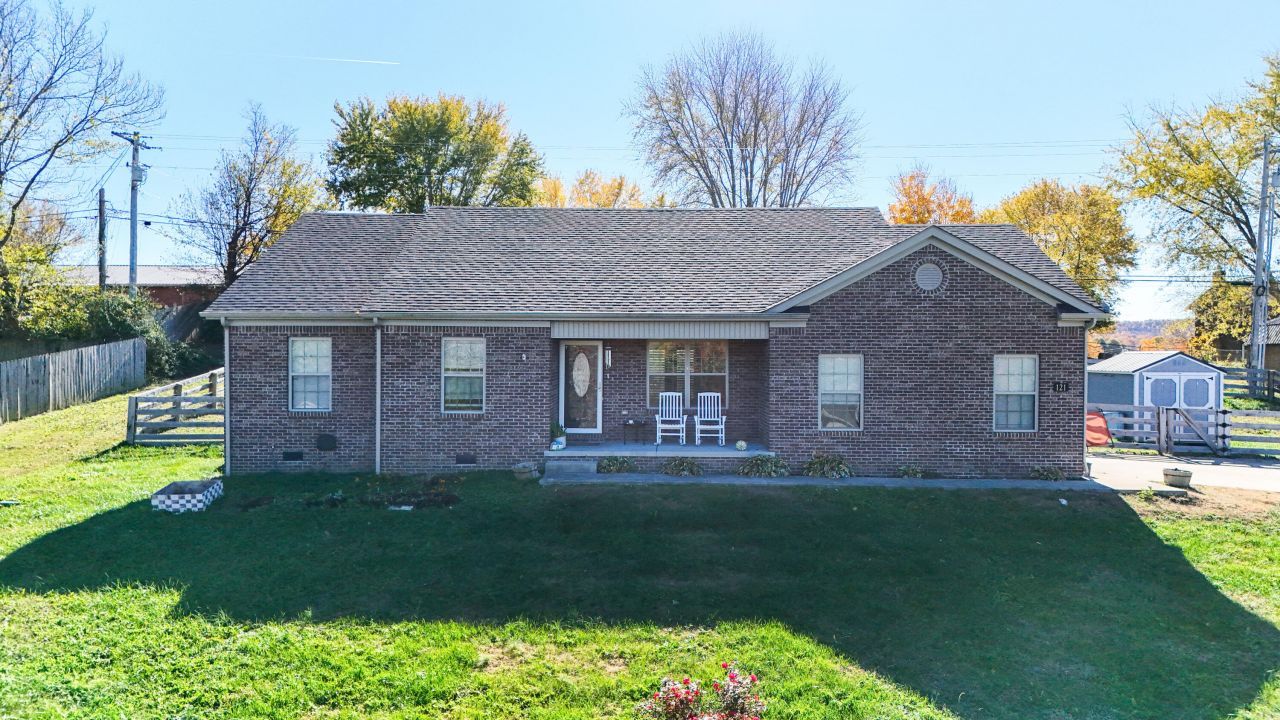 121 Shawnee Drive, Paint Lick, KY 40461 Main Photo