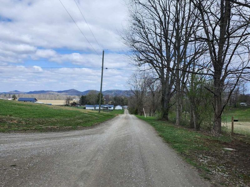 920 Hanna Lane, Londonderry, OH 45647 Photo 25