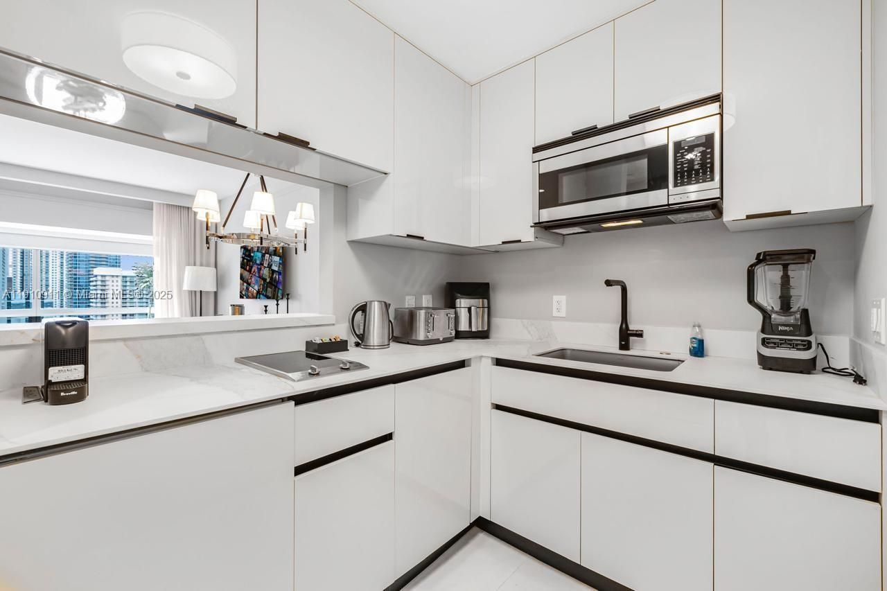 1435 Brickell Ave, Unit 3410, Miami, FL 33131 Photo