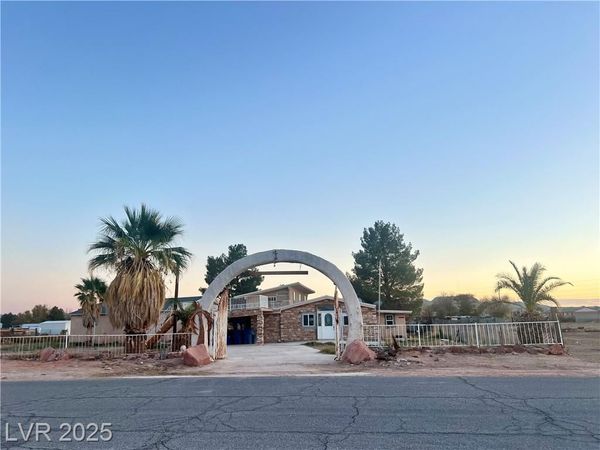 1751 E Meadow Avenue, Moapa, NV 89025