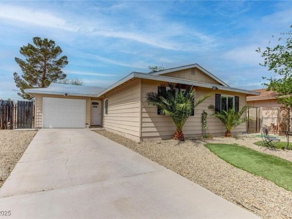 4739 Glenndavis Drive , Las Vegas, NV 89121