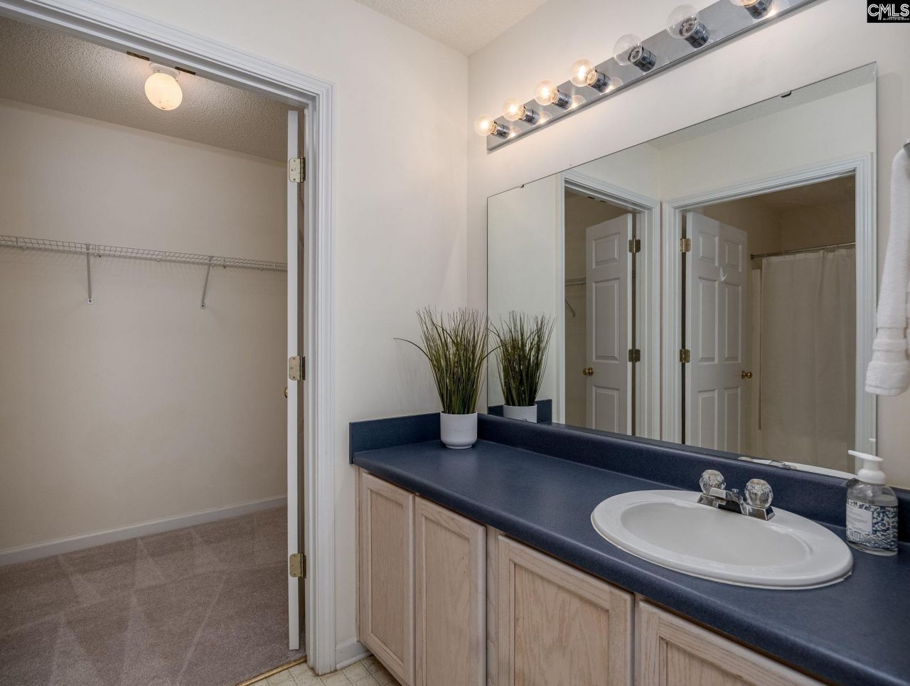 207 Baywood Drive Photo 22