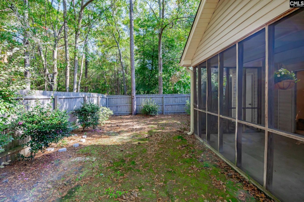 207 Baywood Drive Photo 33