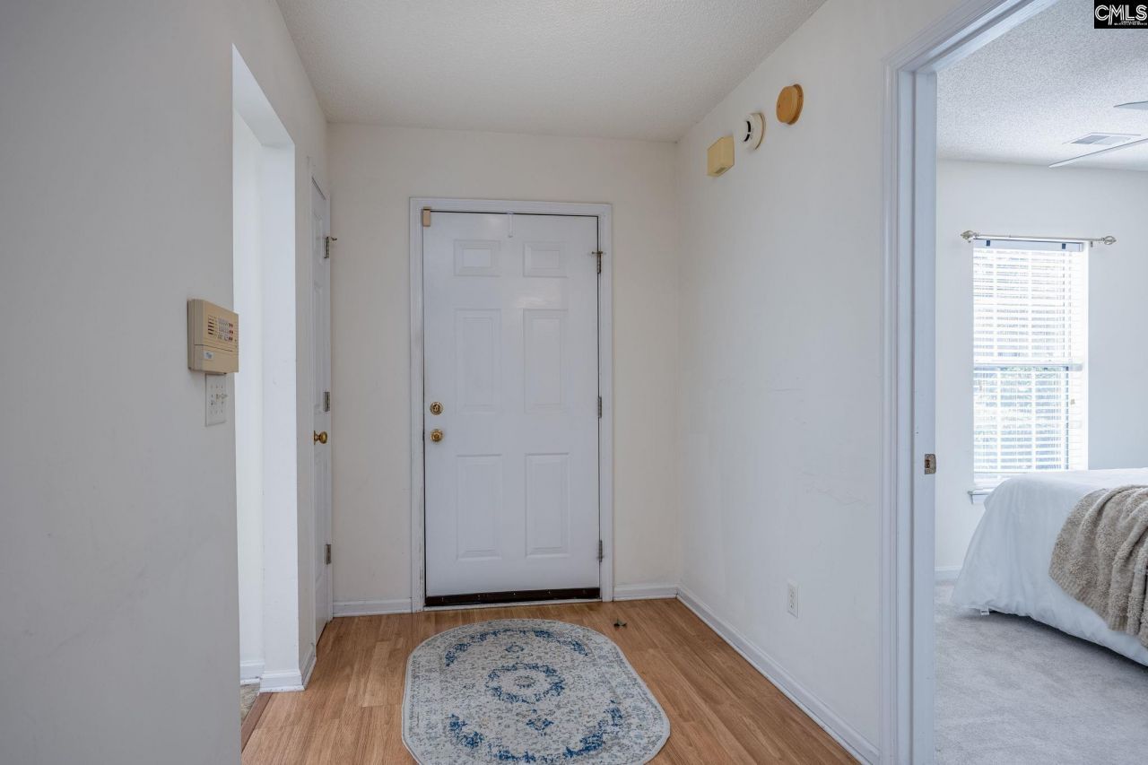 207 Baywood Drive Photo 5