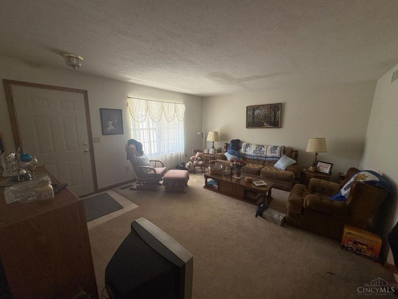 1628 Bell Road, Morgan Twp, OH 45013 Photo 3