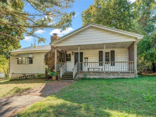 706 E Franklin Street, Siloam Springs, AR 72761