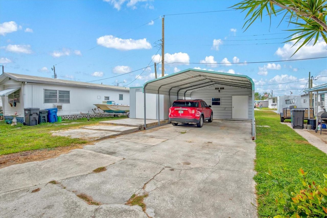 3831 115th Street Court W, Bradenton, FL 34210 Photo