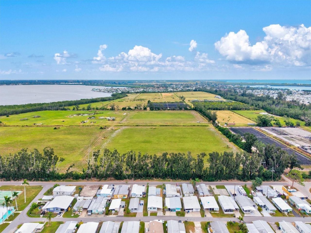 3831 115th Street Court W, Bradenton, FL 34210 Photo