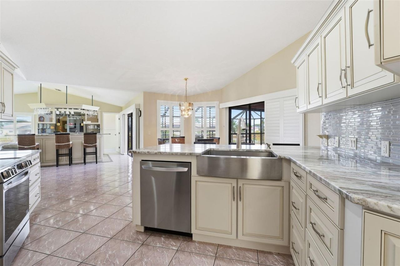 7324 Kenwood Drive, North Port, FL 34287 Photo