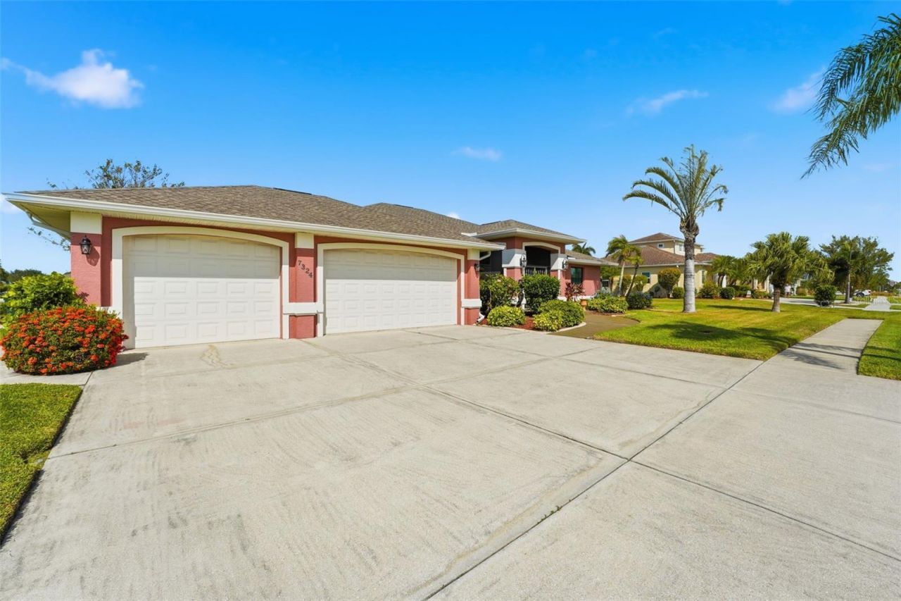 7324 Kenwood Drive, North Port, FL 34287 Photo