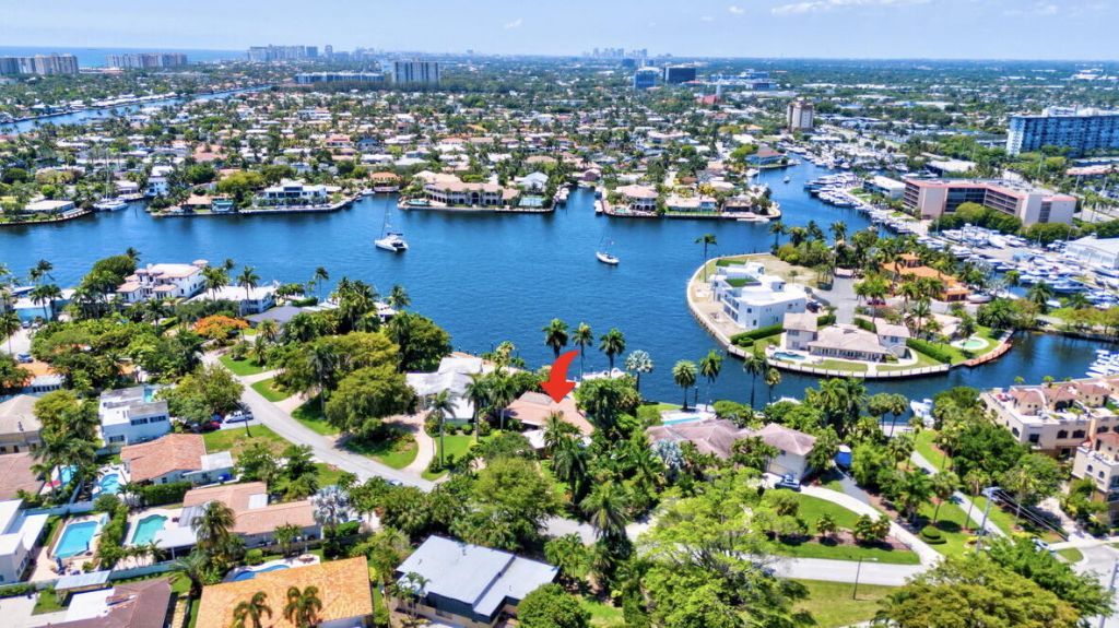 2360 SE 7th Drive, Pompano Beach, FL 33062 Photo