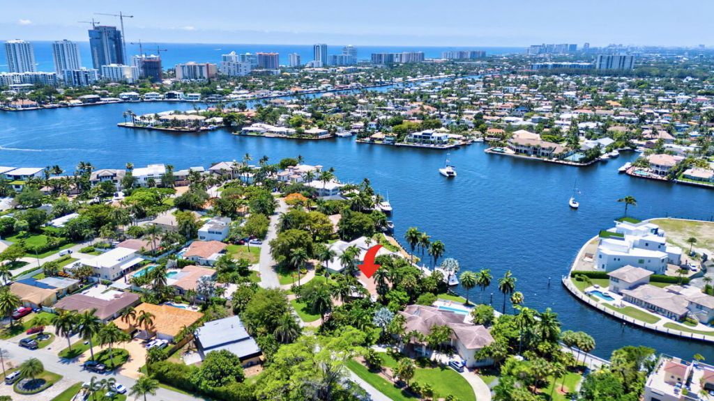 2360 SE 7th Drive, Pompano Beach, FL 33062 Photo