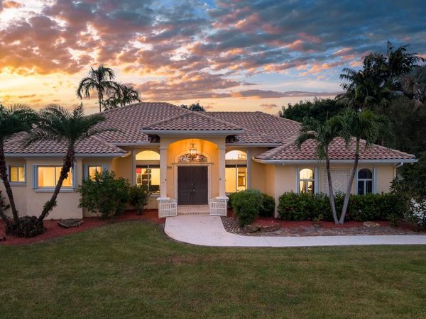 5973 SW 54th Ct, Davie, FL 33314