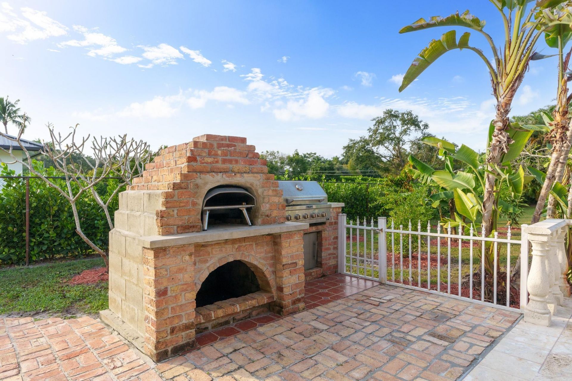 5973 SW 54th Ct, Davie, FL 33314 Photo