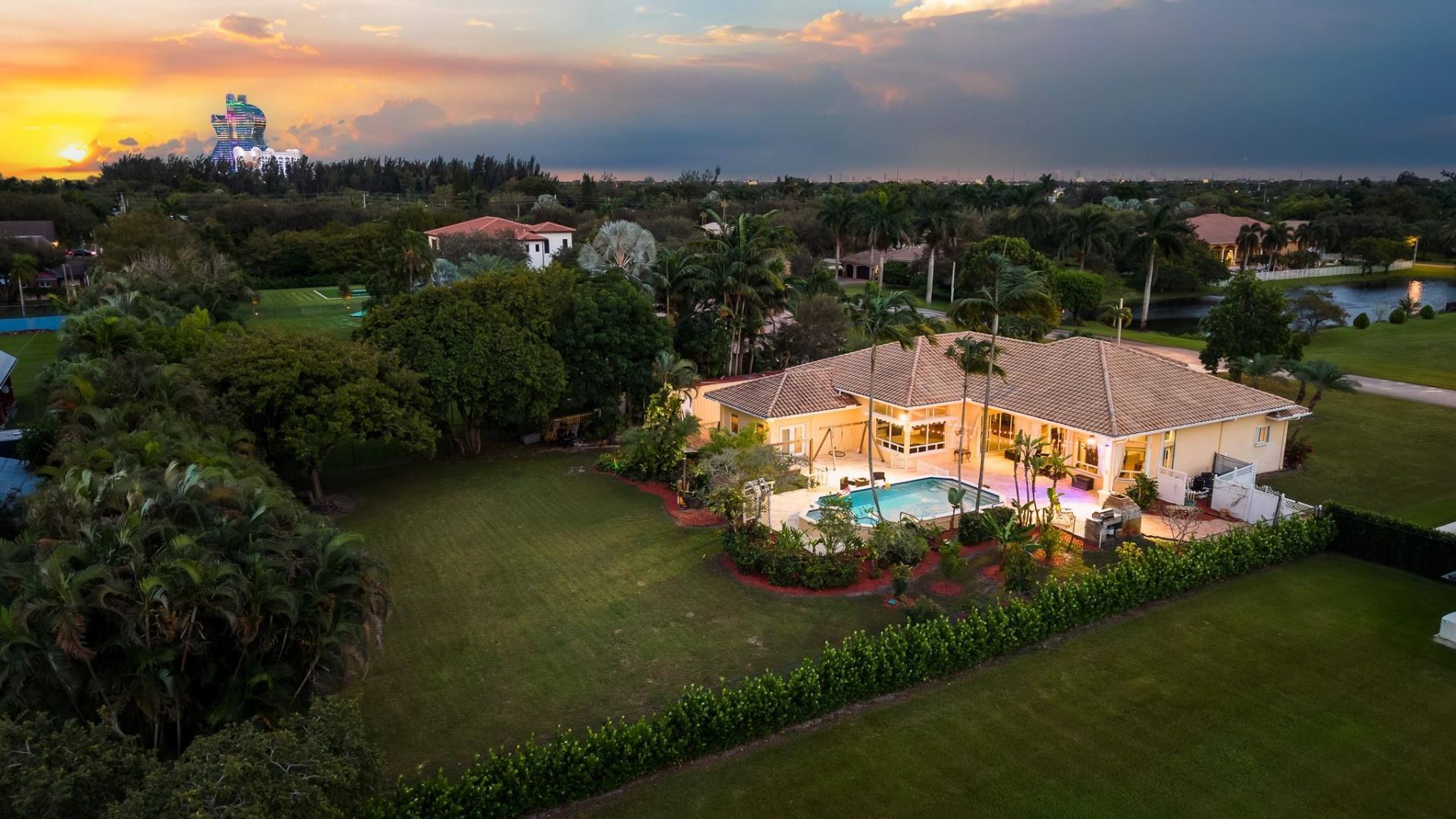 5973 SW 54th Ct, Davie, FL 33314 Photo