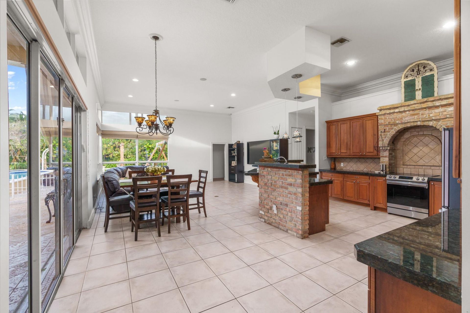 5973 SW 54th Ct, Davie, FL 33314 Photo