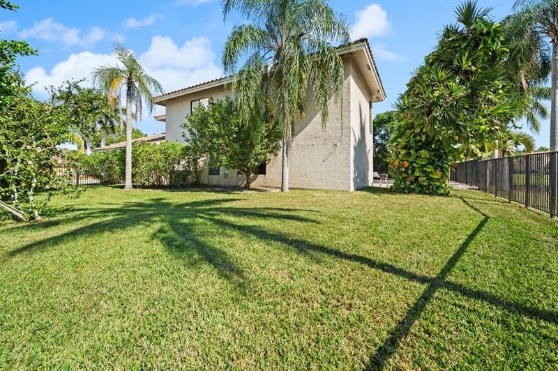 1260 Fairfax Court, Weston, FL 33326 Photo