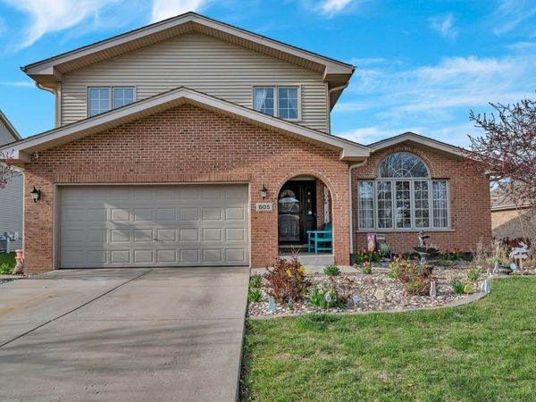 605 High Grove Drive, Minooka, IL 60447