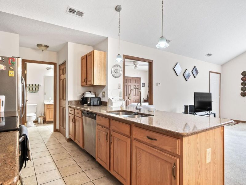 1182 Sanderling Drive, Reynoldsburg, OH 43068 Photo 5