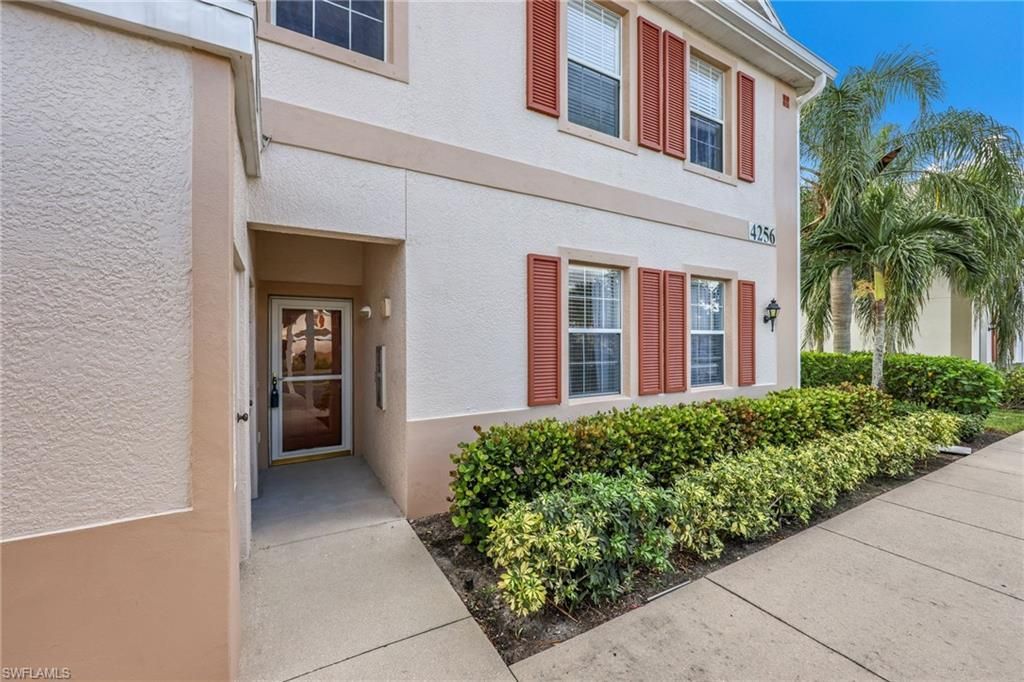 4256 Liron Ave, Unit 104, Fort Myers, FL 33916 Photo