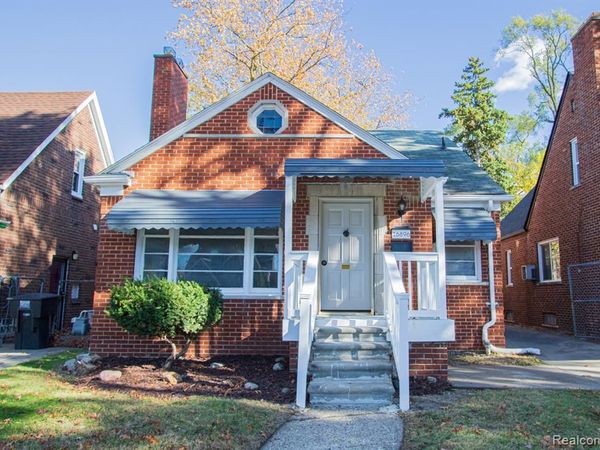 16896 Manor Street, Detroit, MI 48221