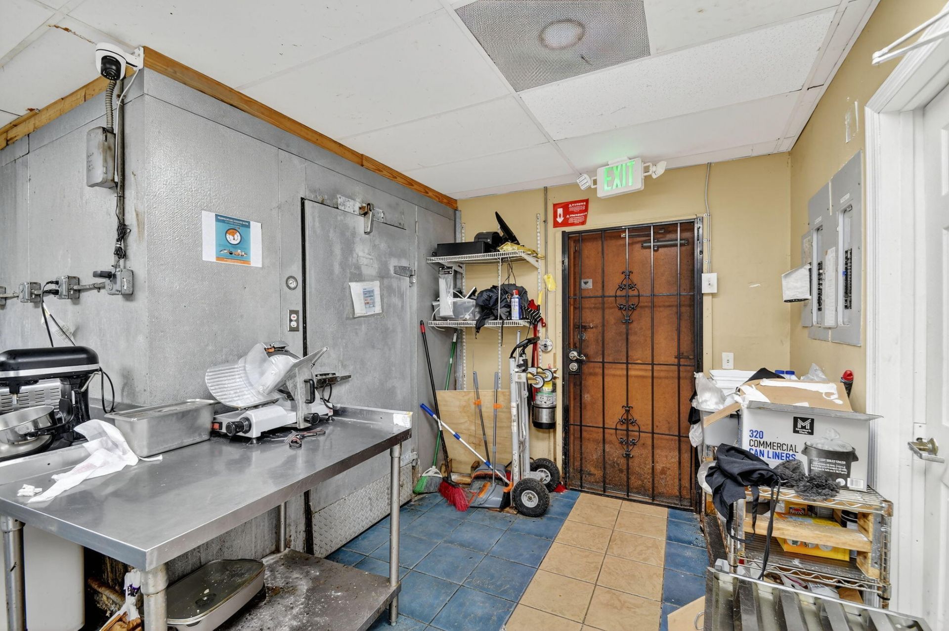 1541 W Blue Heron Boulevard, Riviera Beach, FL 33404 Photo