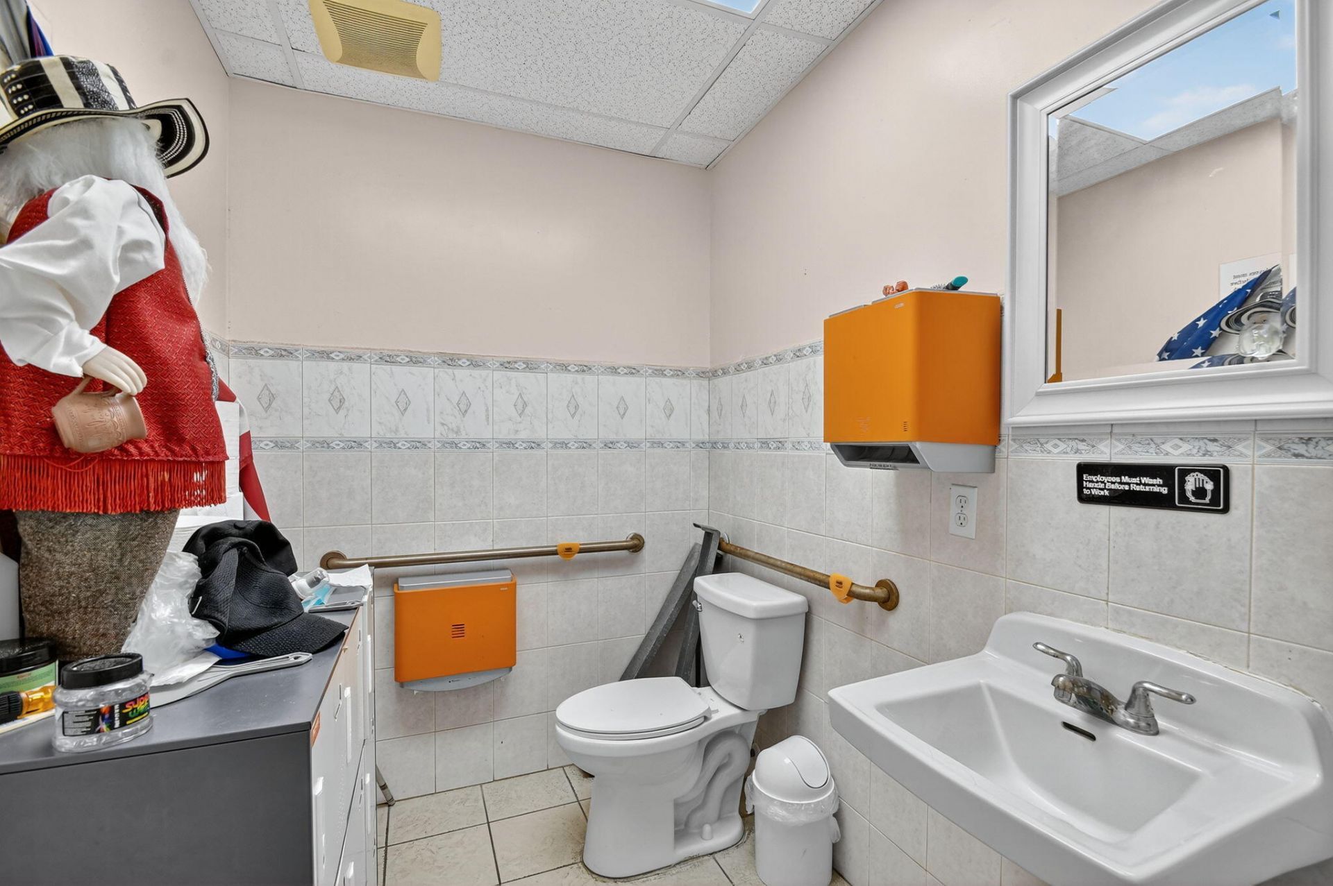 1541 W Blue Heron Boulevard, Riviera Beach, FL 33404 Photo