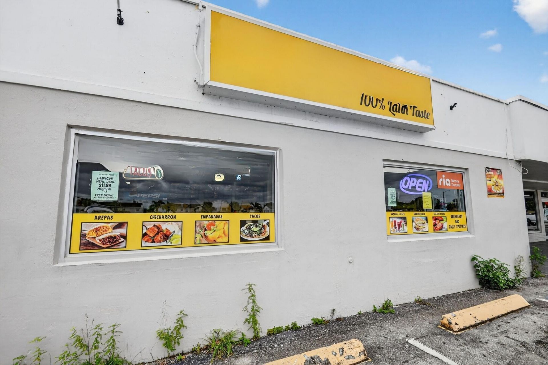 1541 W Blue Heron Boulevard, Riviera Beach, FL 33404 Photo