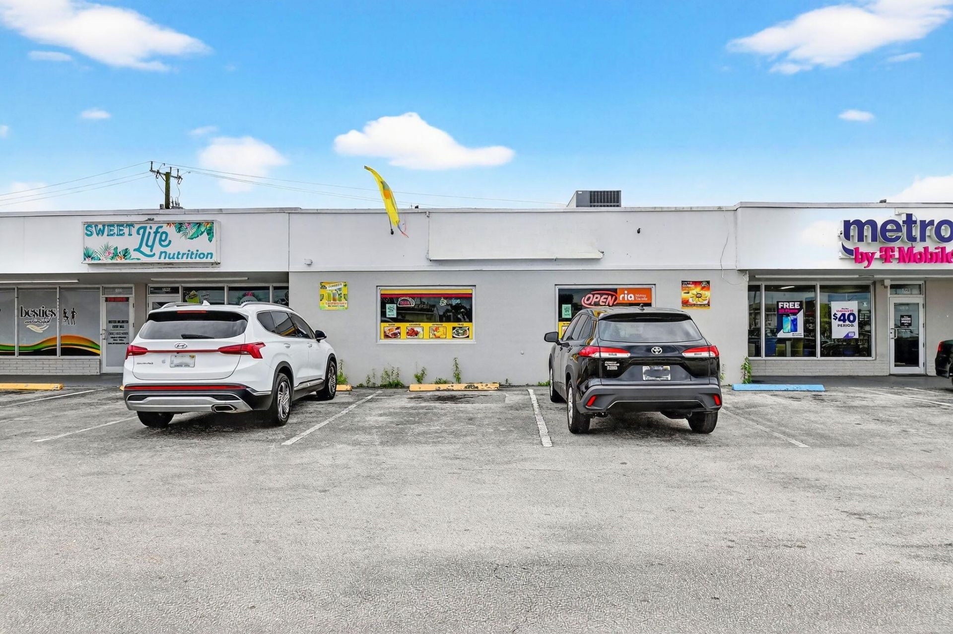 1541 W Blue Heron Boulevard, Riviera Beach, FL 33404 Photo