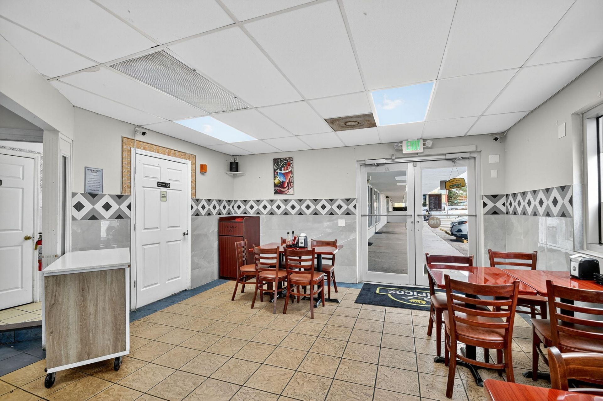 1541 W Blue Heron Boulevard, Riviera Beach, FL 33404 Photo