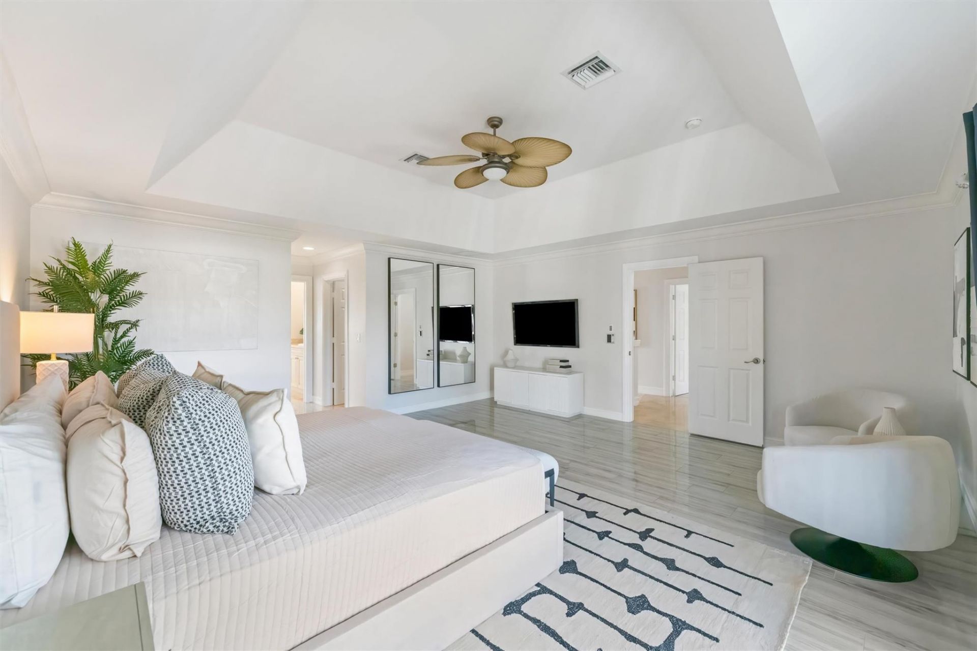 909 Mango Isle, Fort Lauderdale, FL 33315 Photo