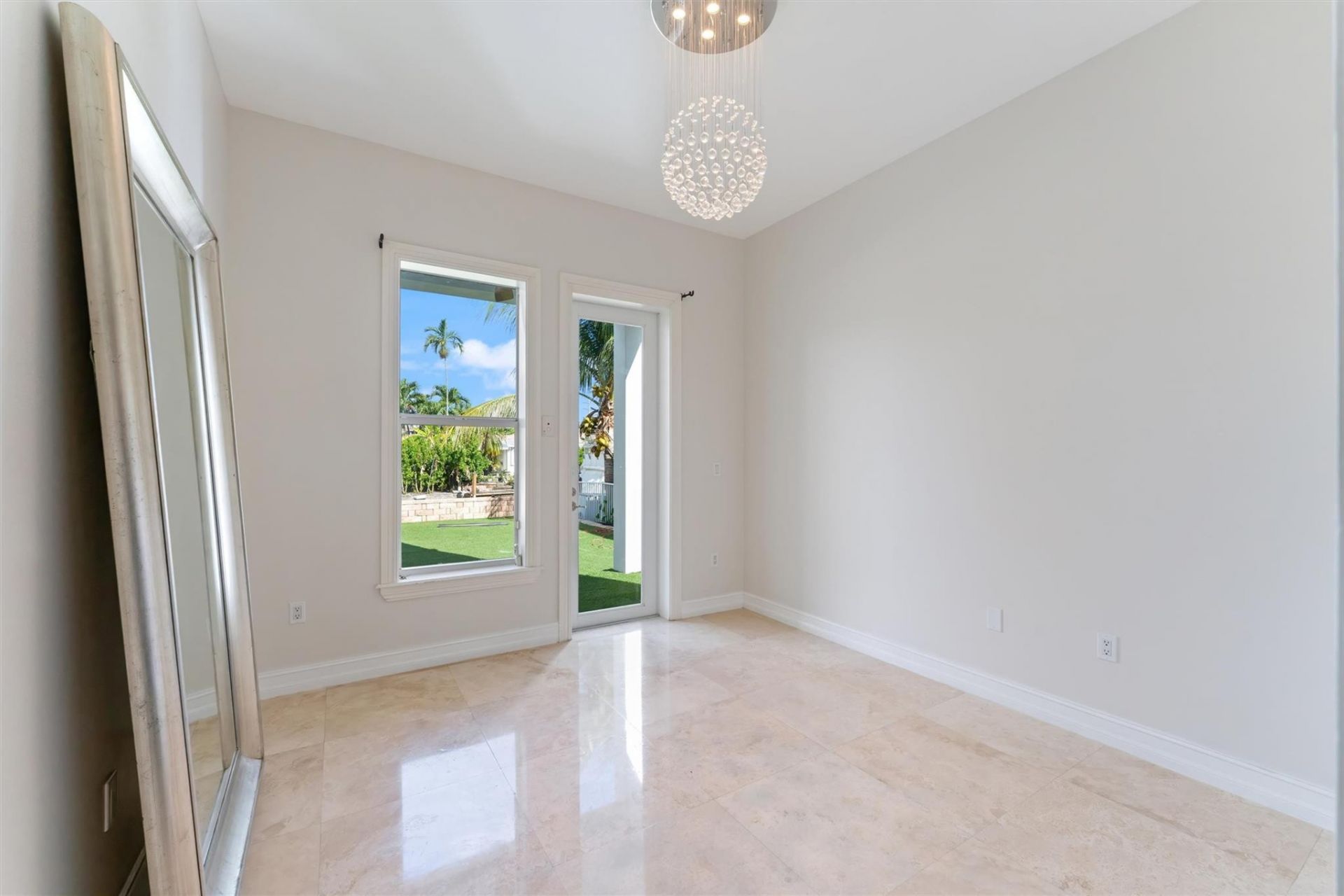 909 Mango Isle, Fort Lauderdale, FL 33315 Photo