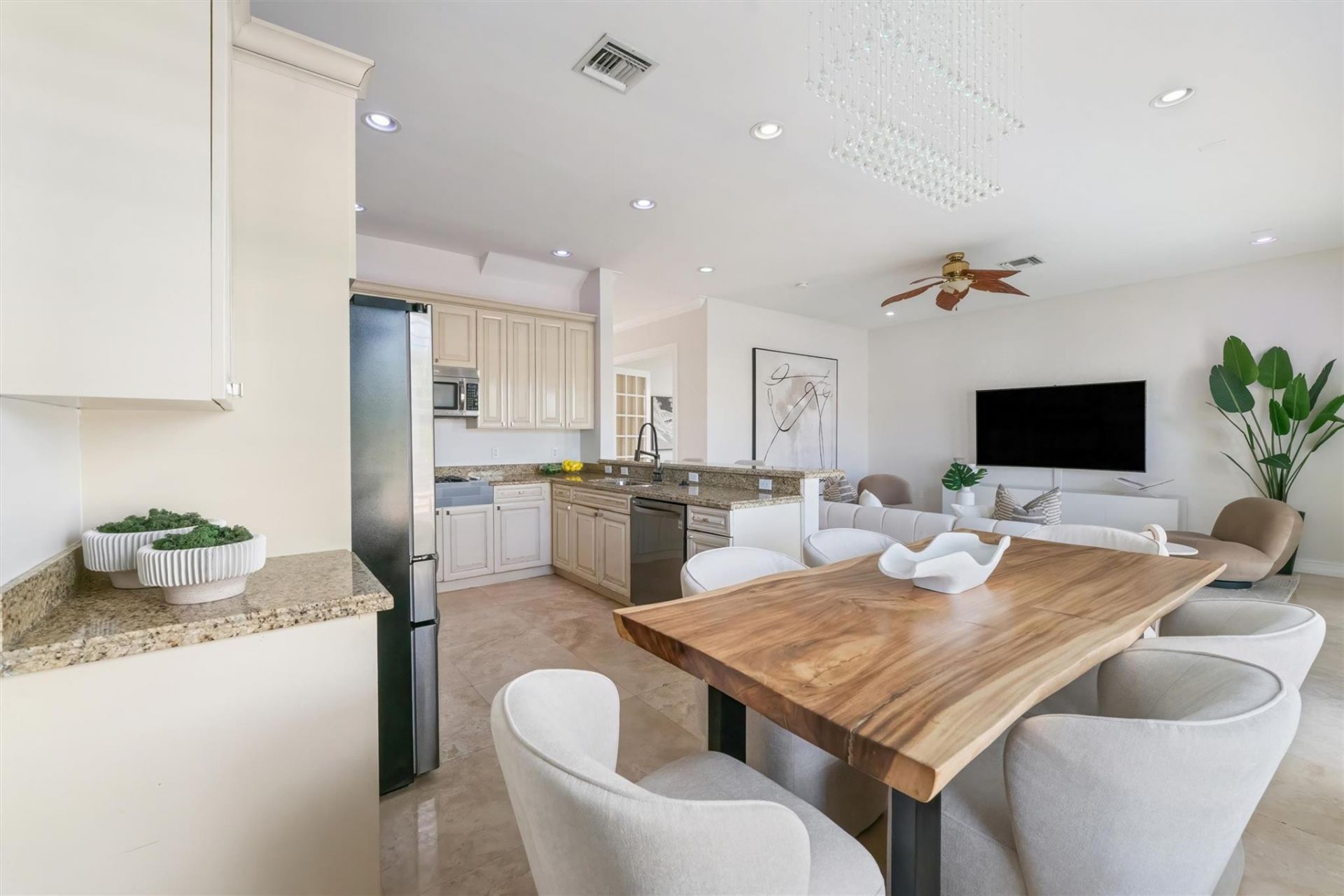 909 Mango Isle, Fort Lauderdale, FL 33315 Photo