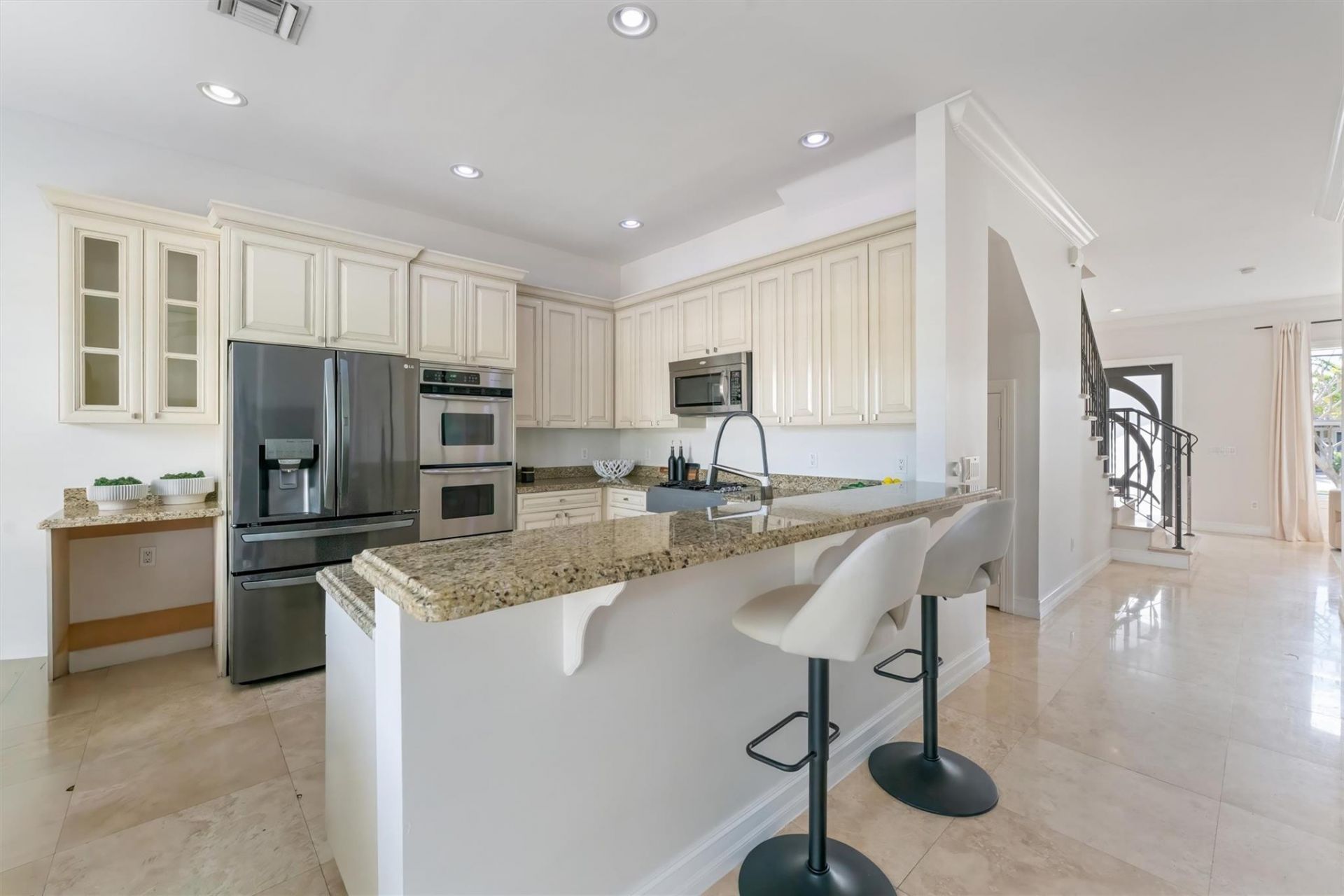 909 Mango Isle, Fort Lauderdale, FL 33315 Photo