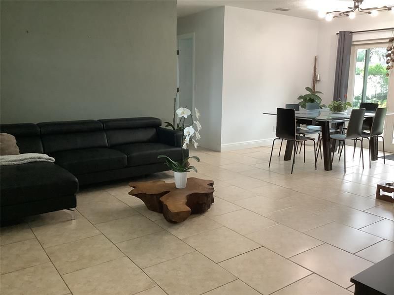 8260 NW 11th Court, Pembroke Pines, FL 33024 Photo